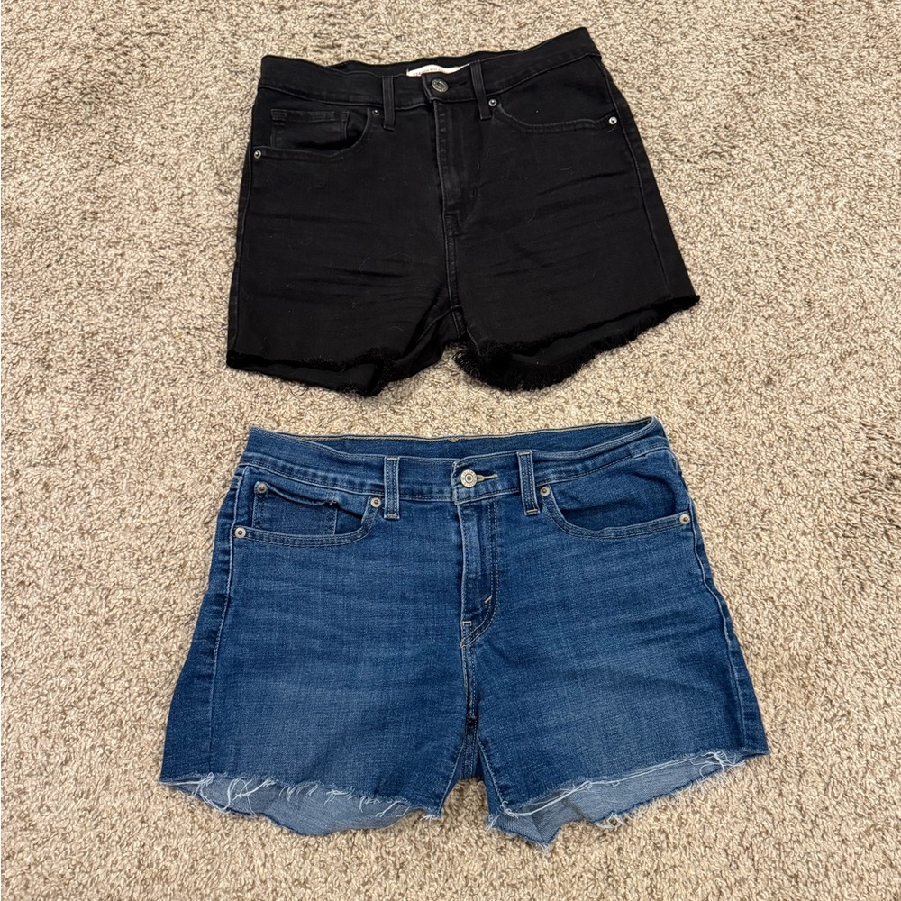 Levi’s Cutoff Shorts